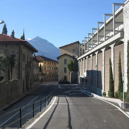 Camilla House Apartamento Varenna