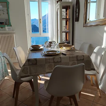 Camilla House Apartamento Varenna